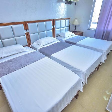 Hotel Chveni Sakhli Batumi Ngoại thất bức ảnh