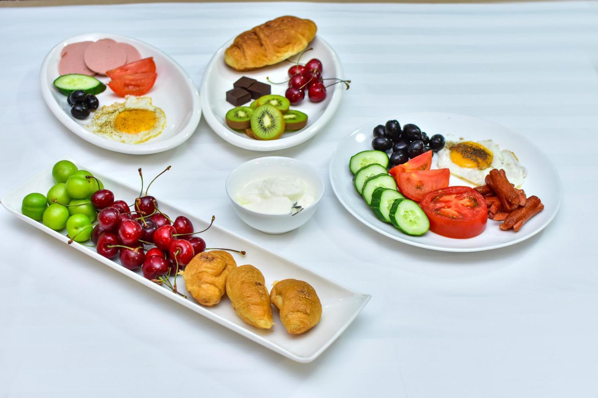 Hotel Chveni Sakhli Batumi Ngoại thất bức ảnh